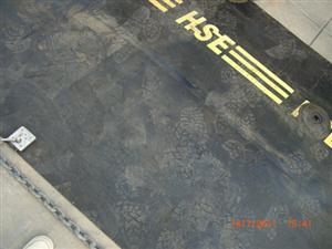 Inflatable rubber bo